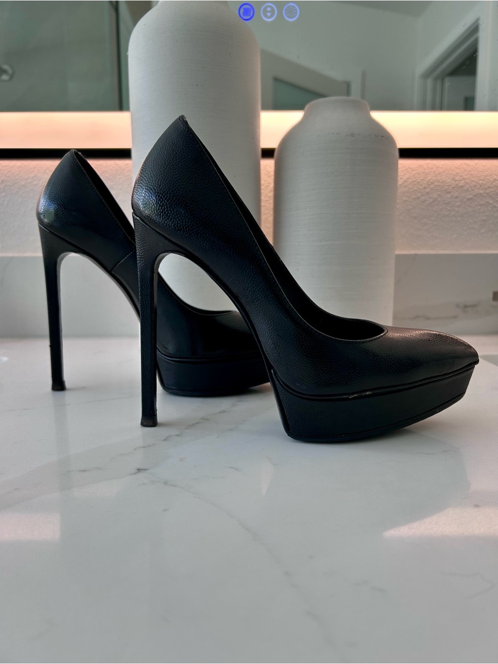 Saint Laurent Black Leather Janis Pointed Toe Pumps - Picture 5 of 6